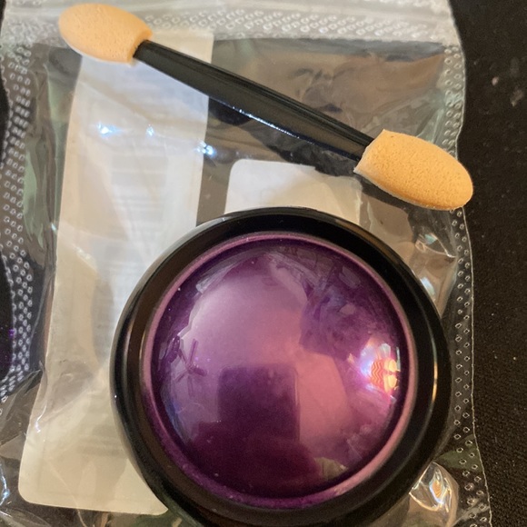 Holographic Chrome Nail Powder - Metallic Mirror Effect - Picture 2 of 2